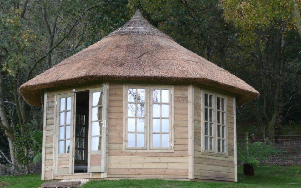 Thatched summerhouse
